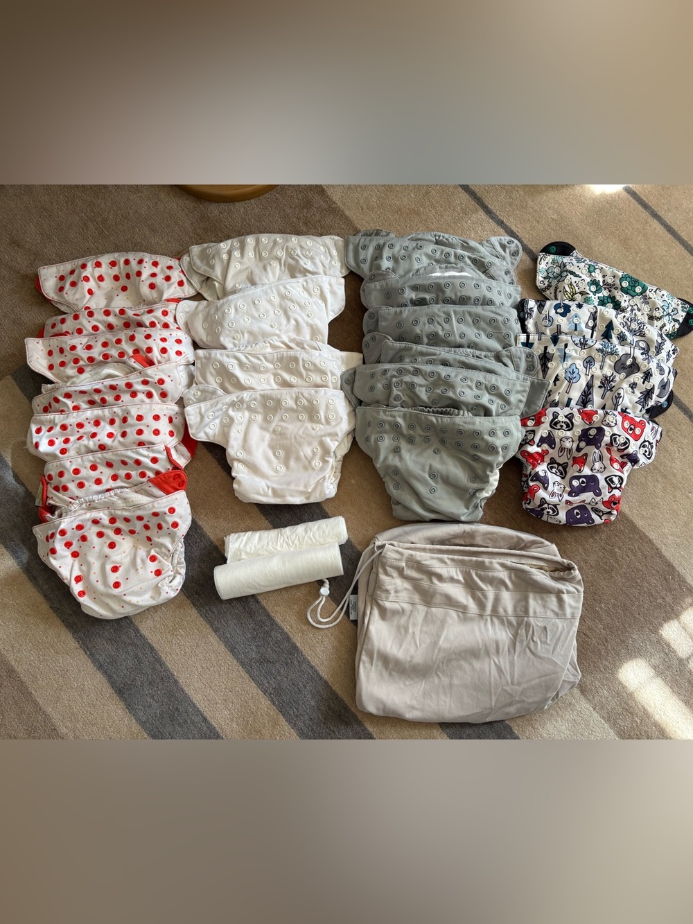 BumGenius Lot of 21 Reusable Diaper Covers in White & Light Gray GREAT VALUE